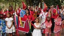 Imagens mostram grupos de Folias de Reis durante o encontro realizado no Parque da Cidade 