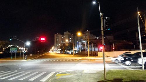 Os primeiros locais a receberem a iluminação foram a avenidas Major Miguel Naked e São João 