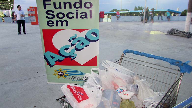 O Fundo Social de Solidariedade recebeu a doação de 2 mil itens de alimentos durante o jogo Solidário, realizado na sexta-feira