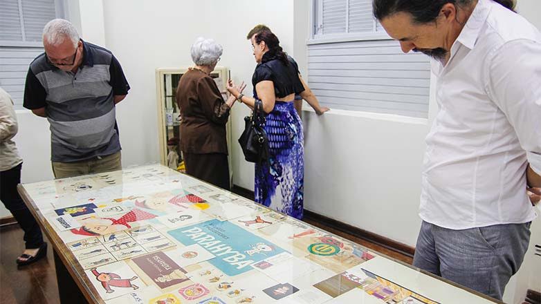 o Museu de Arte Sacra mantém uma exposição permanente uma coleção de objetos litúrgicos, oratórios e livros  dos séculos XVIII ao XX
