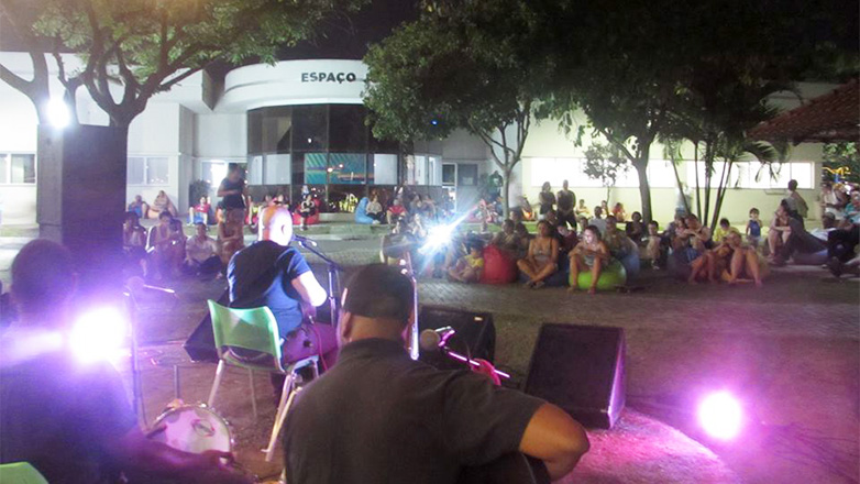 O Centro da Juventude,recebeu durante o ano de 2015 mais de 700 mil pessoas. Um aumento de 75%, se comparado a 2014
