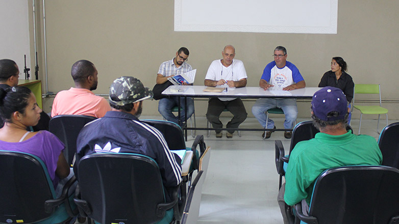 Representantes das cooperativas de catadores oficializaram a formação de um Comitê Municipal de Cooperativas 