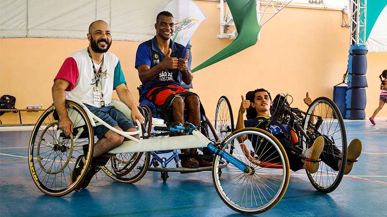 Paratletas joseenses fazem vivência esportiva em projeto no Sesc 