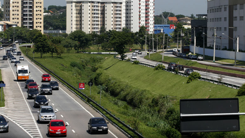 Avenida Jorge Zarur vai receber novo pavimento