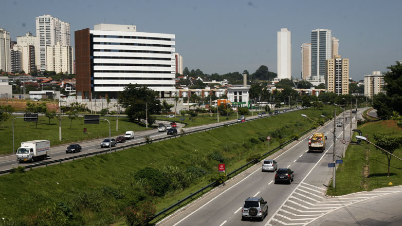 Avenida Jorge Zarur vai receber novo pavimento