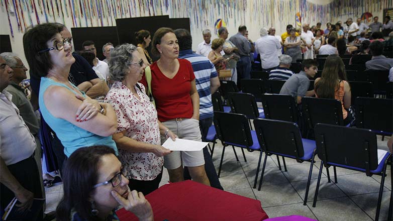  A primeira audiência pública das 5 que estão programadas, foi realizada na noite dessa terça-feira (2), na Casa do Idoso Centro.