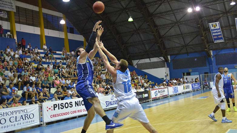 São José faz jogo equilibrado, mas Rio Claro vence pelo NBB