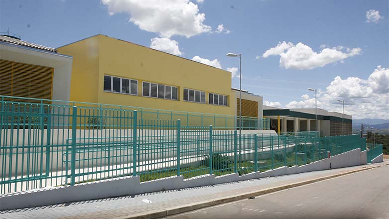  Com capacidade para atender até 900 alunos do 1º ao 9º ano, a unidade já está em funcionamento desde a abertura do ano letivo