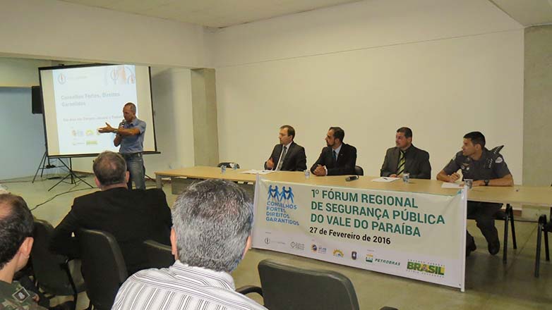 Fórum em São José debate proposta para segurança pública