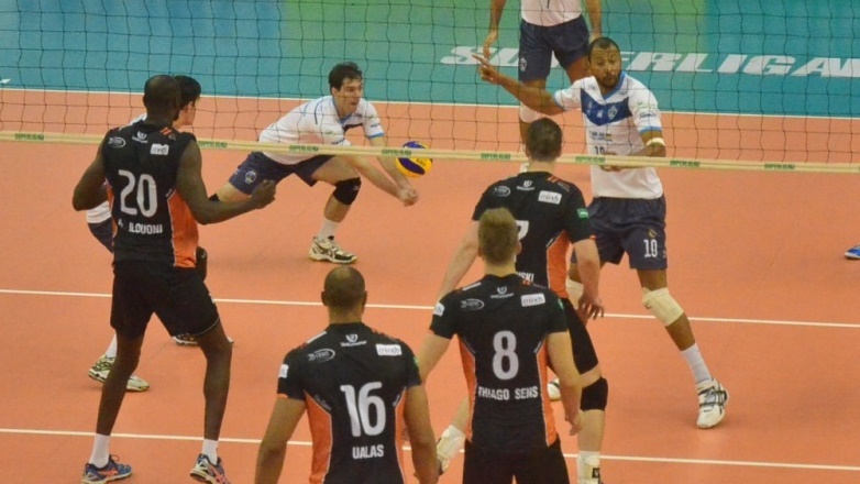 São José Vôlei perde, mas mantém esperança de classificação na Superliga
