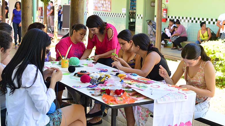 Moradores de São Francisco Xavier atendidos pelo programa Prefeitura no Bairro