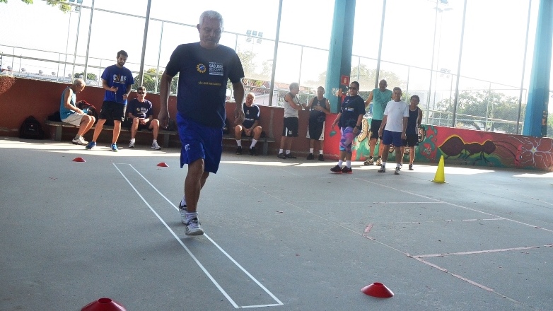 Um grupo de 25 jogadores concluiu os testes físicos no Centro de Medidas e Avaliação Física do Centro da Juventude, na região sul. 