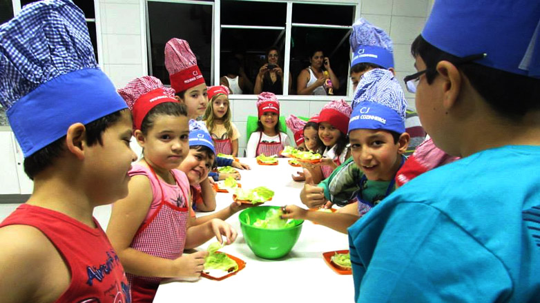Oficina kids do Centro da Juventude