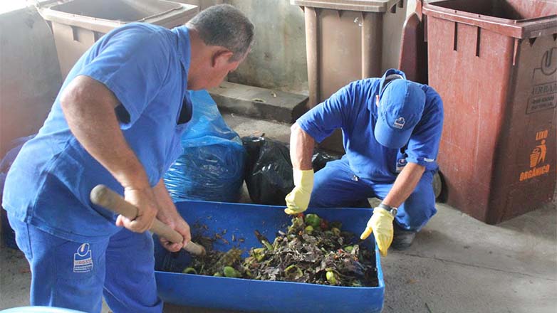 Prefeitura começa a operar Centro de Compostagem no Parque da Cidade