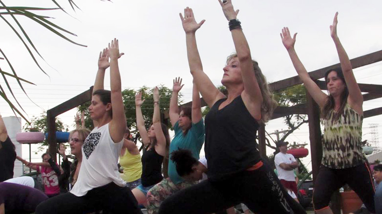 Yoga no Centro da Juventude