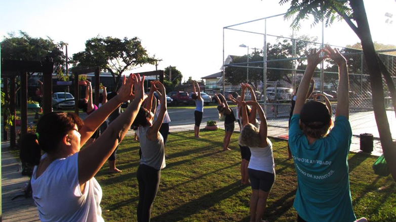 Yoga no Centro da Juventude