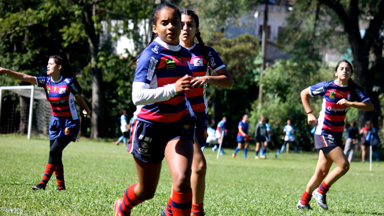 Equipe feminina adulta do São José Rugby