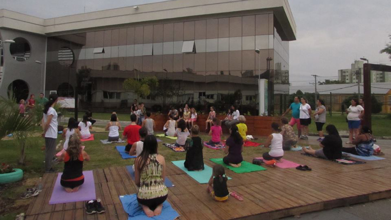 Na meditação, o público será convidado a refletir sobre a paz, o amor, a solidariedade e o respeito utilizando técnicas milenares