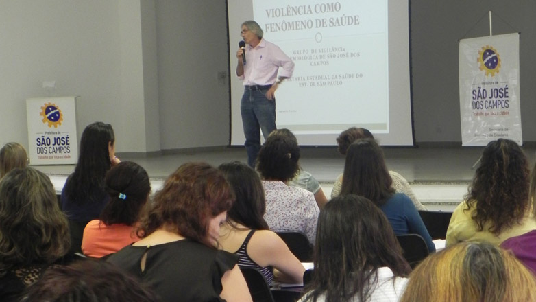Quarto ano do curso sobre a rede de cuidados às mulheres 