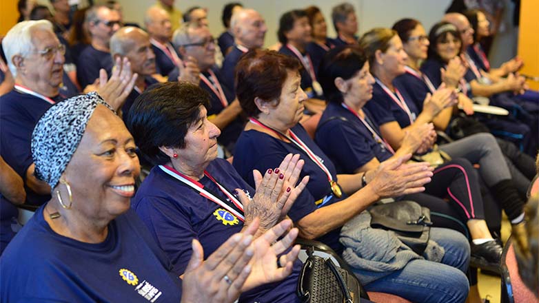 Prefeito de São José faz homenagem aos heptacampeões do Jori