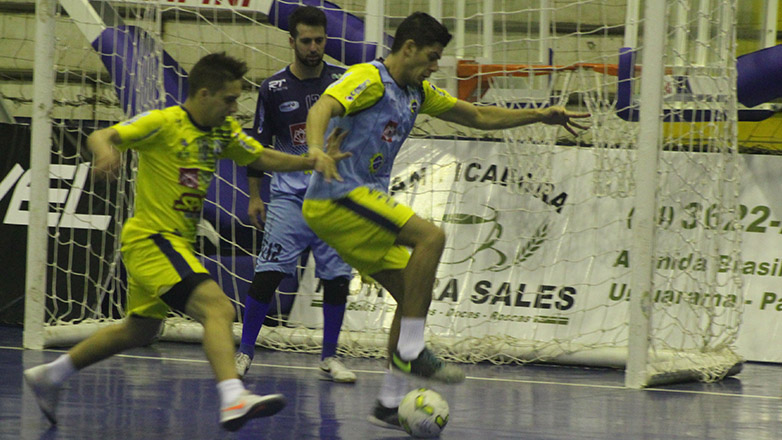 Treino do time joseense de Futsal