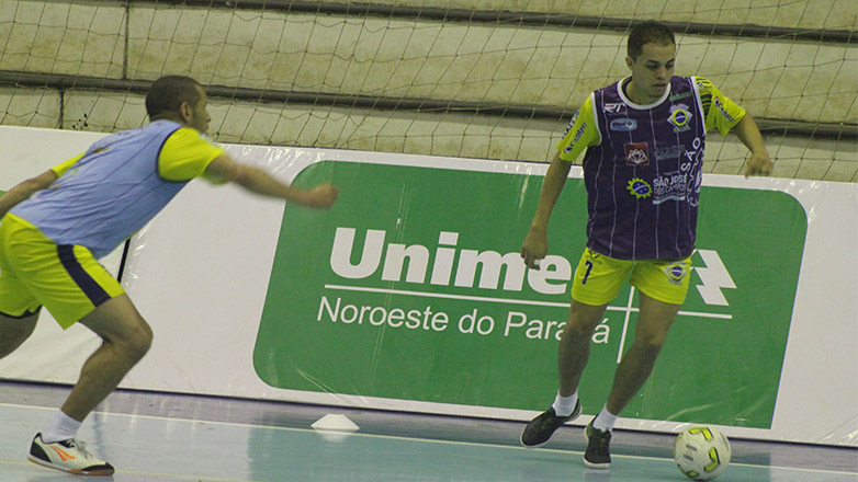 Treino do time joseense de Futsal
