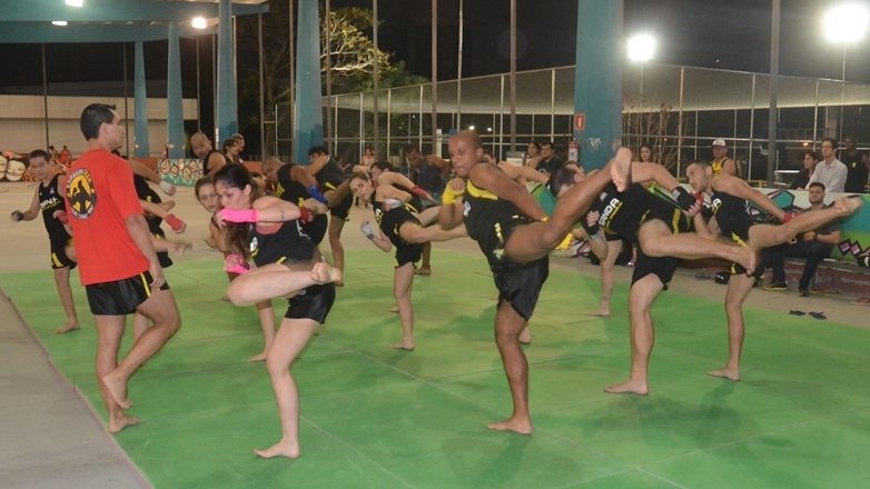 Imagens mostram joseenses praticando artes marciais e andando de bicicleta na edição de 2015 do Dia do Desafio