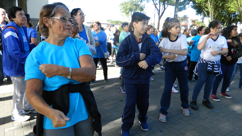 Atividades do Dia do Desafio animam as Casas do Idoso 