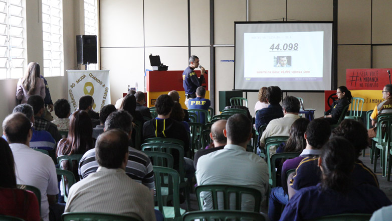 O Maio Amarelo é um movimento nacional de combate a mortes e acidentes no trânsito. São José participa dessas ações desde 2014.