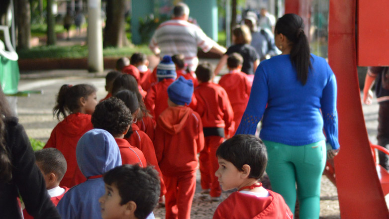 Passeio turístico reúne crianças do ensino fundamental de São José