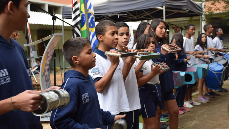 Apresentações na festa de aniversário do Cephas