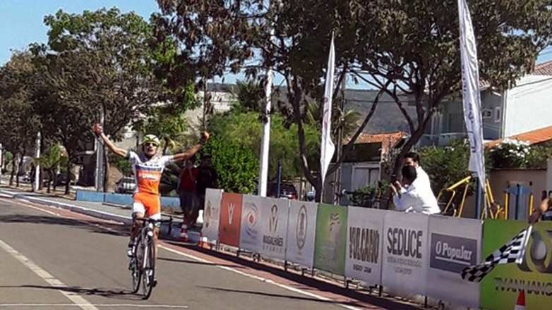 Alex Diniz vence a 3ª etapa 