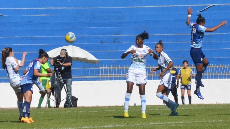 Futebol feminino