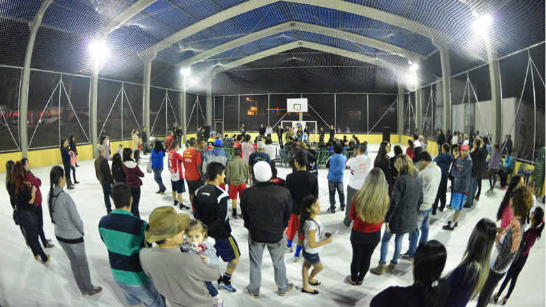 O espaço vai permitir aos jovens e amantes do esporte a pratica de futsal, vôlei, basquete, entre outras modalidades de recreação.