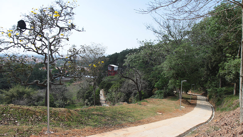 Parque Alberto Simões