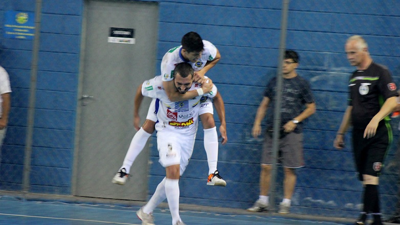 O São José venceu o Taubaté por 2 a 1. Com o resultado o time  garantiu o 1º lugar do grupo com uma rodada de antecedência.