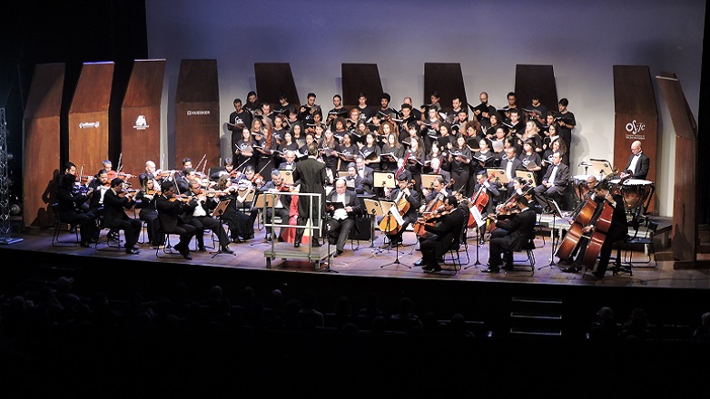 22 músicos da Orquestra Sinfônica e cerca de 50 integrantes do Coro Jovem Sinfônico de São José farão o concerto de Natal no Vicentina
