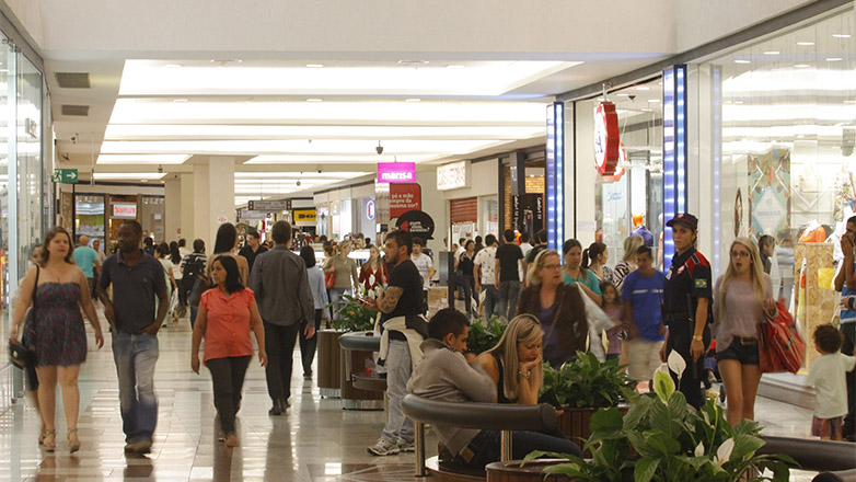 O Procon municipal aumentou suas ações fazendo vistorias  em shoppings, comércio em geral e supermercados de São José.
