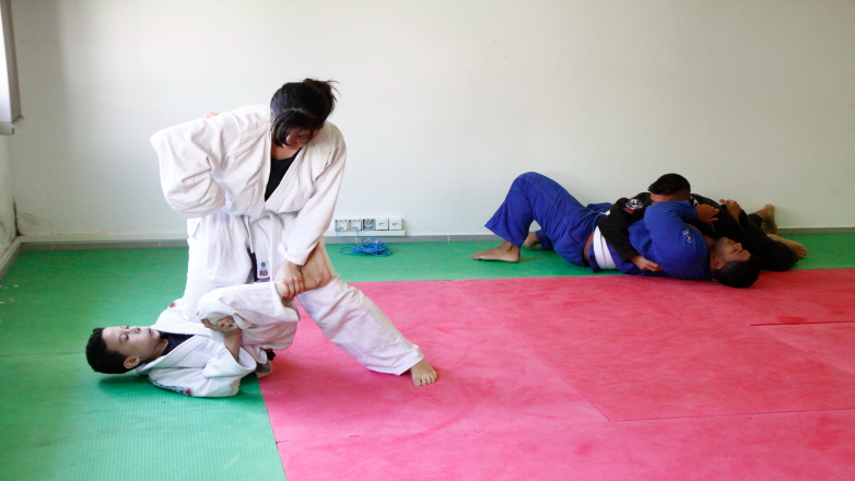Aula de jiu-jitsu no Centro da Juventude