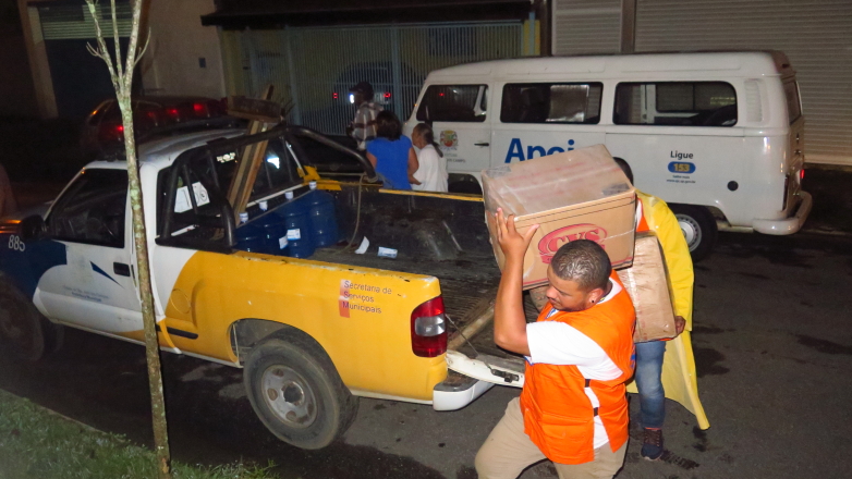 As famílias do Residencial Cambuí e Vila São Benedito receberam colchões e toda a assistência nos espaços em que ficaram abrigadas