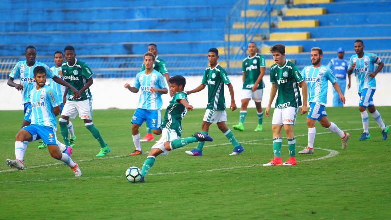 Palmeiras durante jogo contra o Avaí
