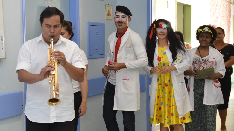 Apresentações musicais no Hospital Municipal