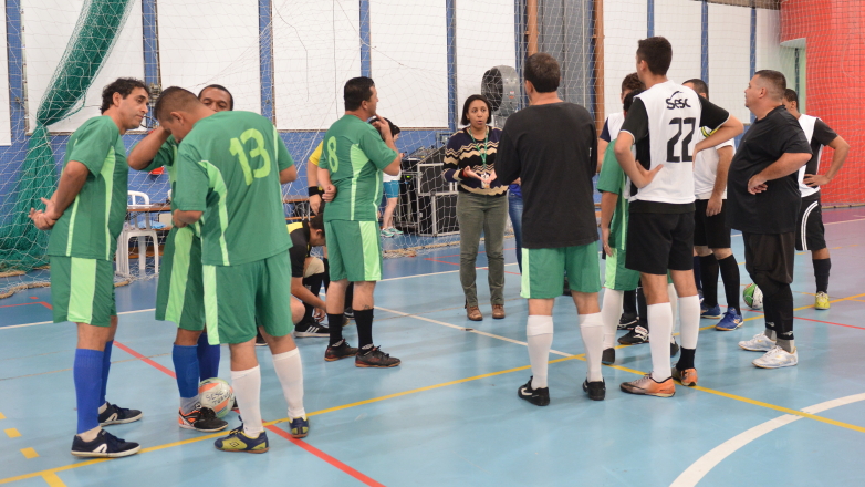 Funcionários da Urbam participam de partida de futsal