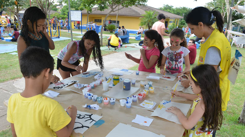 O Conexão Juventude é um programa da Prefeitura de São José que leva diversão e entretenimento aos jovens de vários bairros da cidade