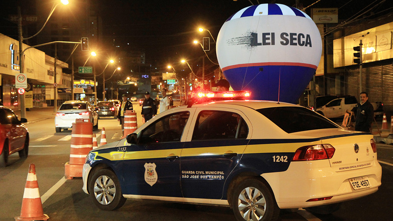 A blitz educativa foi realizada na avenida Nelson D'Ávila, com o apoio da Polícia Militar e do Detran